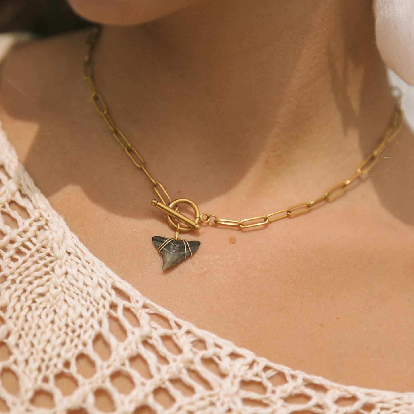 Shark Tooth Toggle